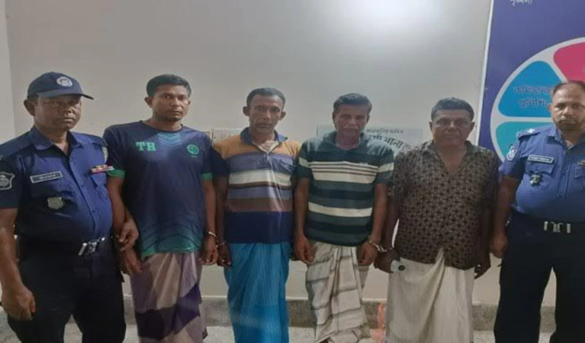 যশোরের শার্শা  বিএনপি কর্মীকে কুপিয়ে হত্যা, ৪ আসামী আটক