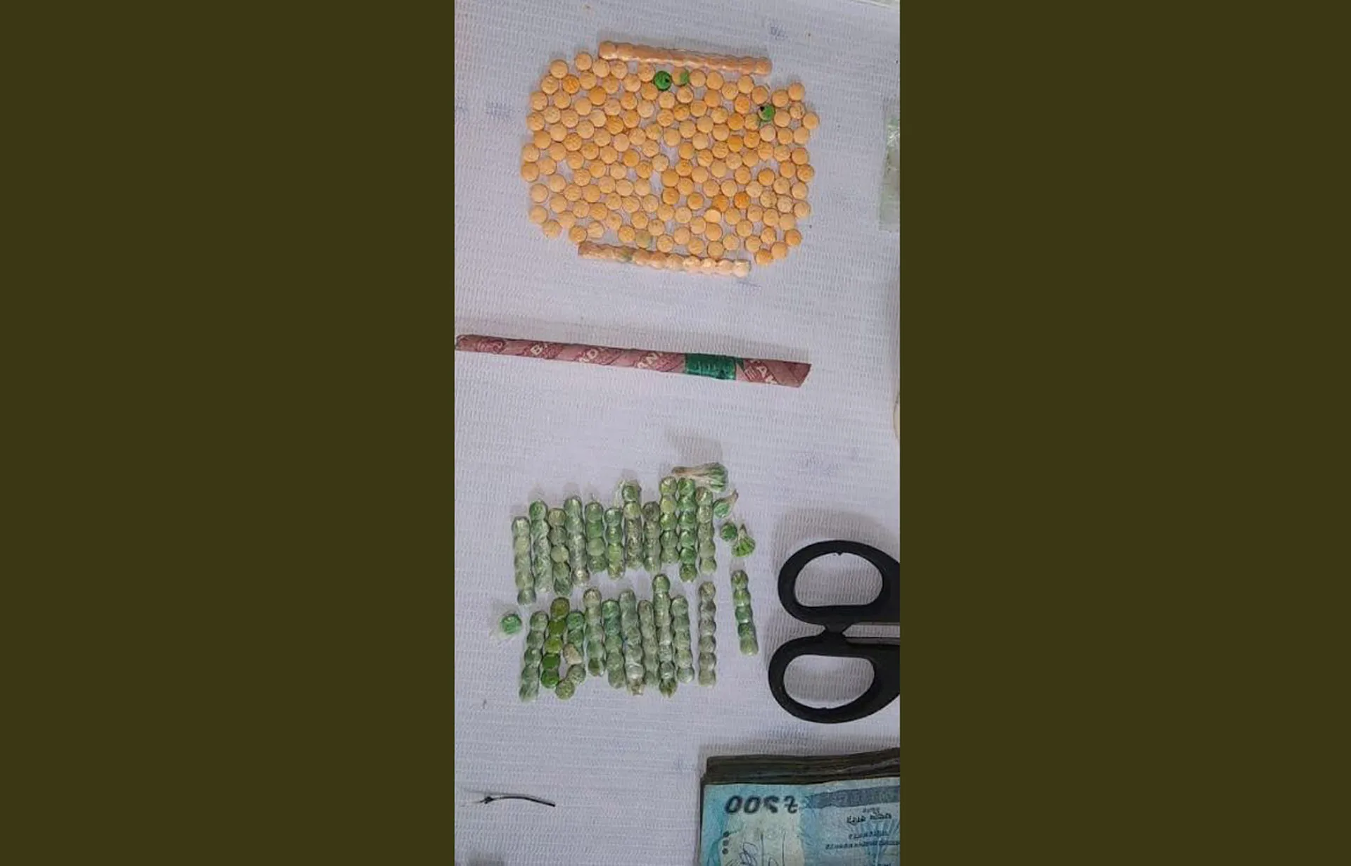 মির্জাগঞ্জে ২৫০ পিস ইয়াবাসহ ৩ মাদক কারবারি আটক 