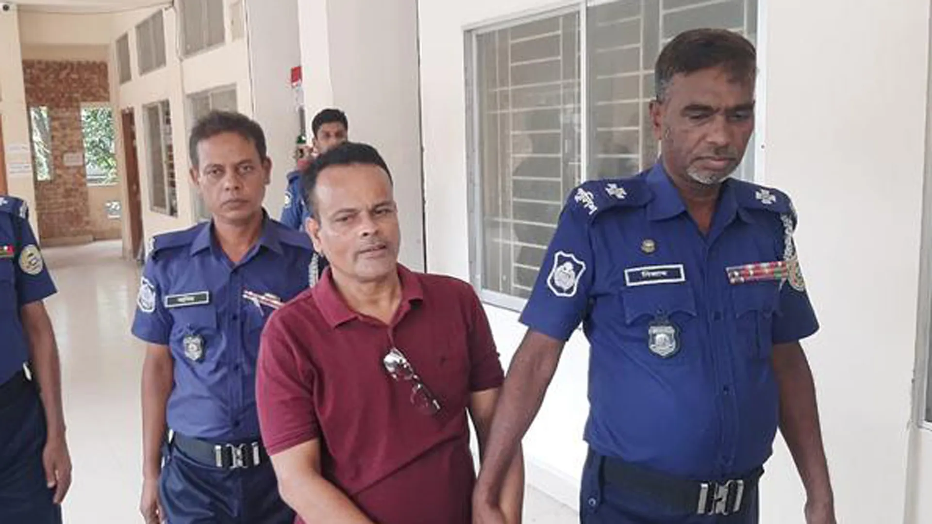 তৃতীয় স্ত্রীকে খুন এবং লাশ গুমের অপরাধে যুবকের ফাঁসি