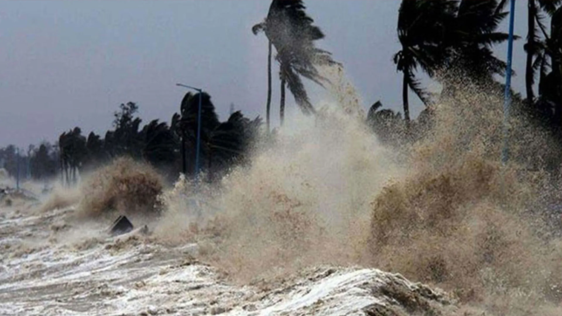 রবিবার ঘূর্ণিঝড়ের আভাস