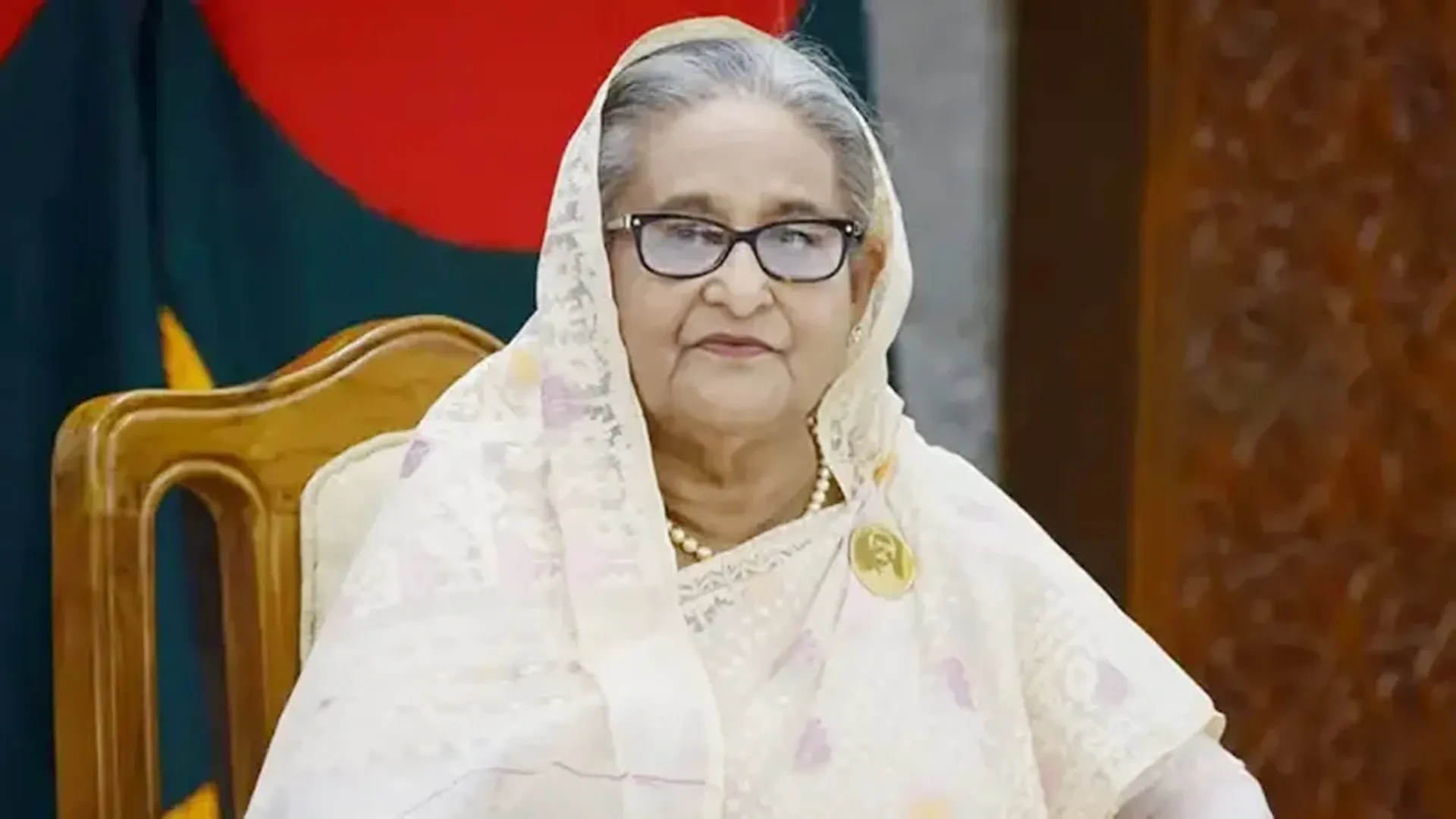 শেখ হাসিনাসহ ২৬১ পলাতক আসামির বিরুদ্ধে পত্রিকায় বিজ্ঞপ্তি