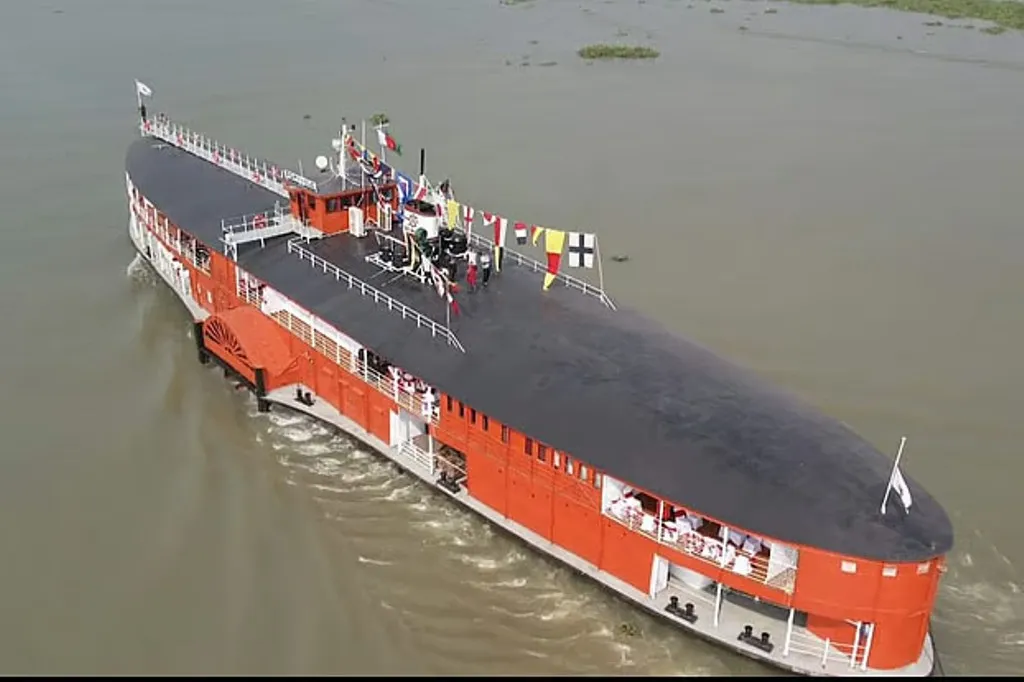 ঢাকা–বরিশাল নৌপথ: শতবর্ষী স্টিমারে কীভাবে চড়বেন, খরচ কত