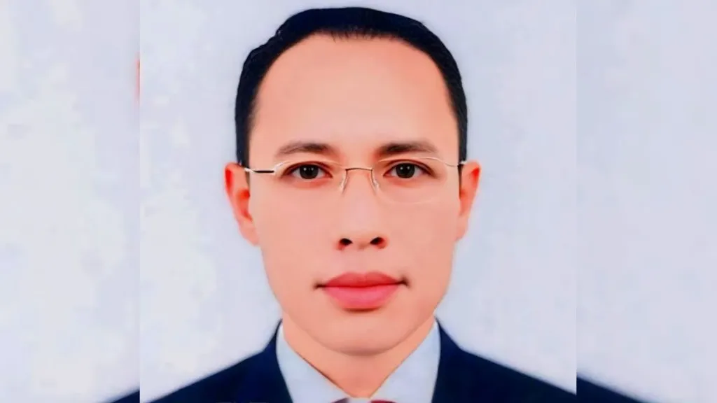 যোগদানের আগে বদলি বরগুনার ডিসি