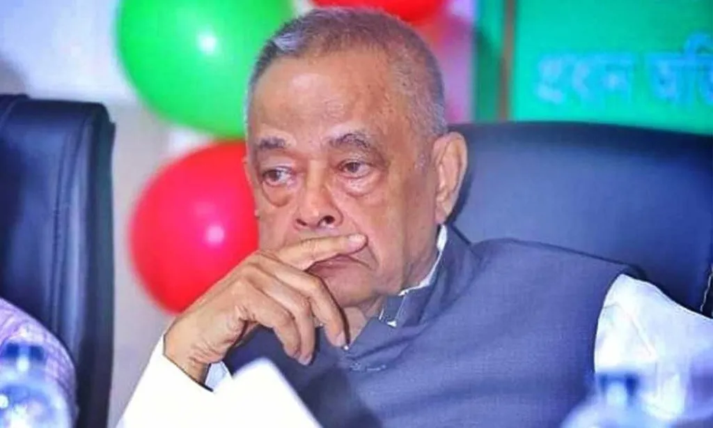 স্ত্রীসহ সাবেক স্বরাষ্ট্রমন্ত্রী মহীউদ্দীনের ৩৩ ব্যাংক হিসাব অবরুদ্ধের আদেশ