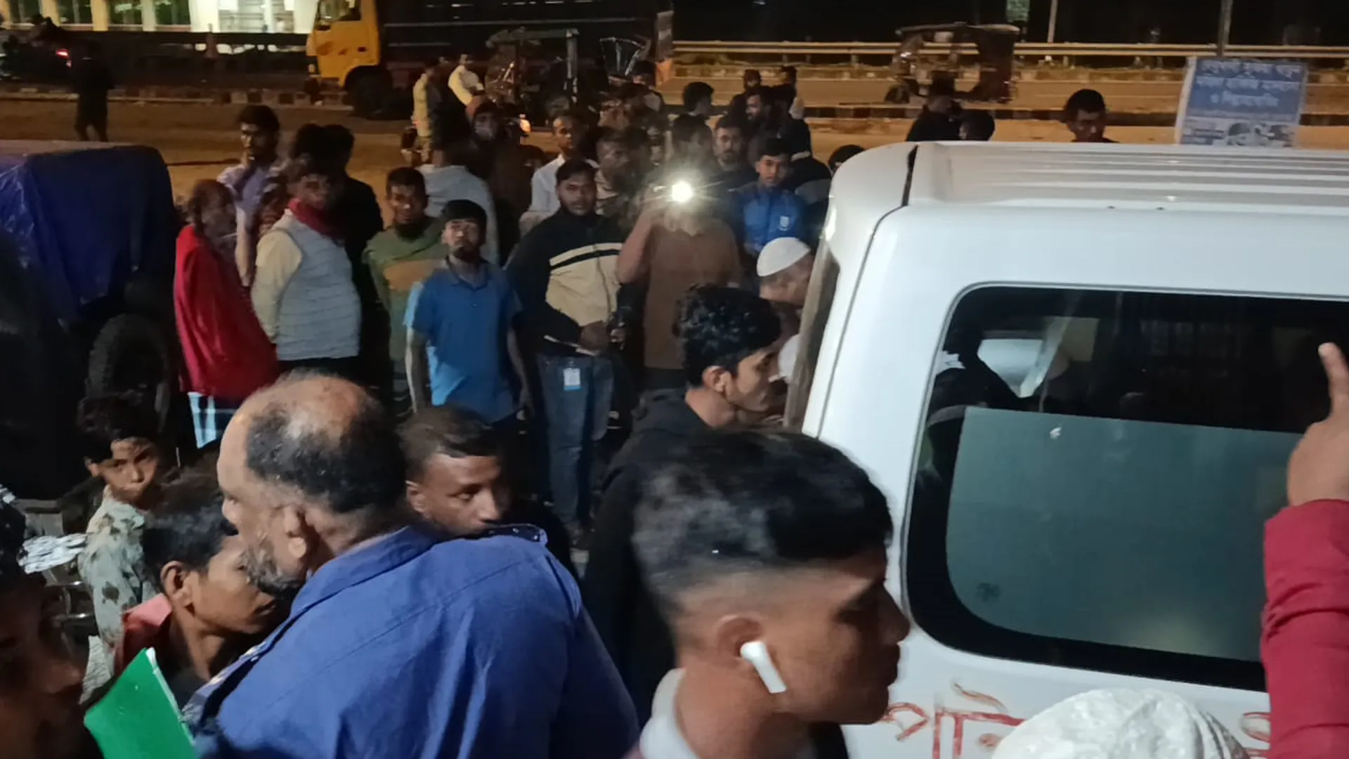 দুমকিতে মোটরসাইকেল–অটোবাইক সংঘর্ষে নিহত ১, আহত ১