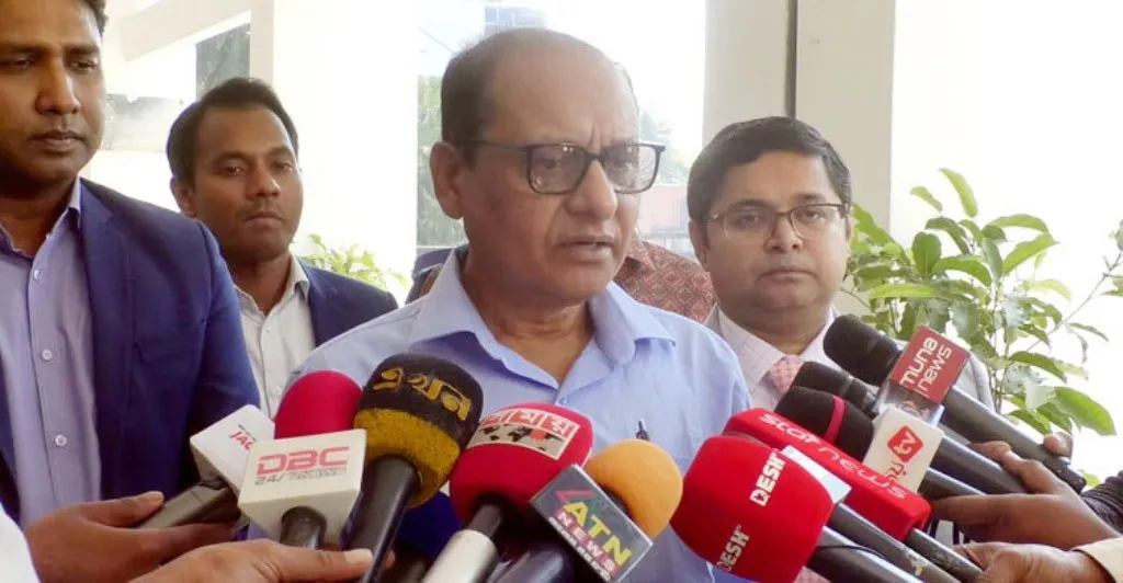 জানুয়ারির শুরুতে সব বই পাবে প্রাথমিক শিক্ষার্থীরা : ভোলায় প্রাথমিক ও গণশিক্ষা উপদেষ্টা