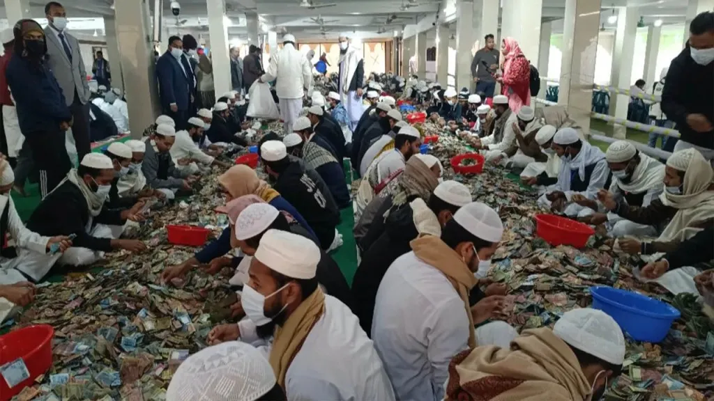 পাগলা মসজিদে এবার পাওয়া গেল ১১ কোটি ৭৮ লাখ টাকা