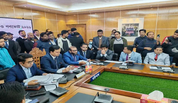 বরিশালে ৬ প্রার্থীর মনোনয়ন বাতিলসহ আরও ১০ জনের স্থগিত