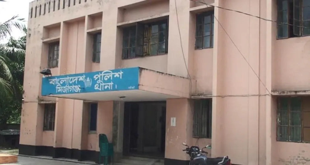 পটুয়াখালীর মির্জাগঞ্জে গৃহবধূ কুলসুম আক্তারকে শ্বাসরোধে হত্যার অভিযোগ