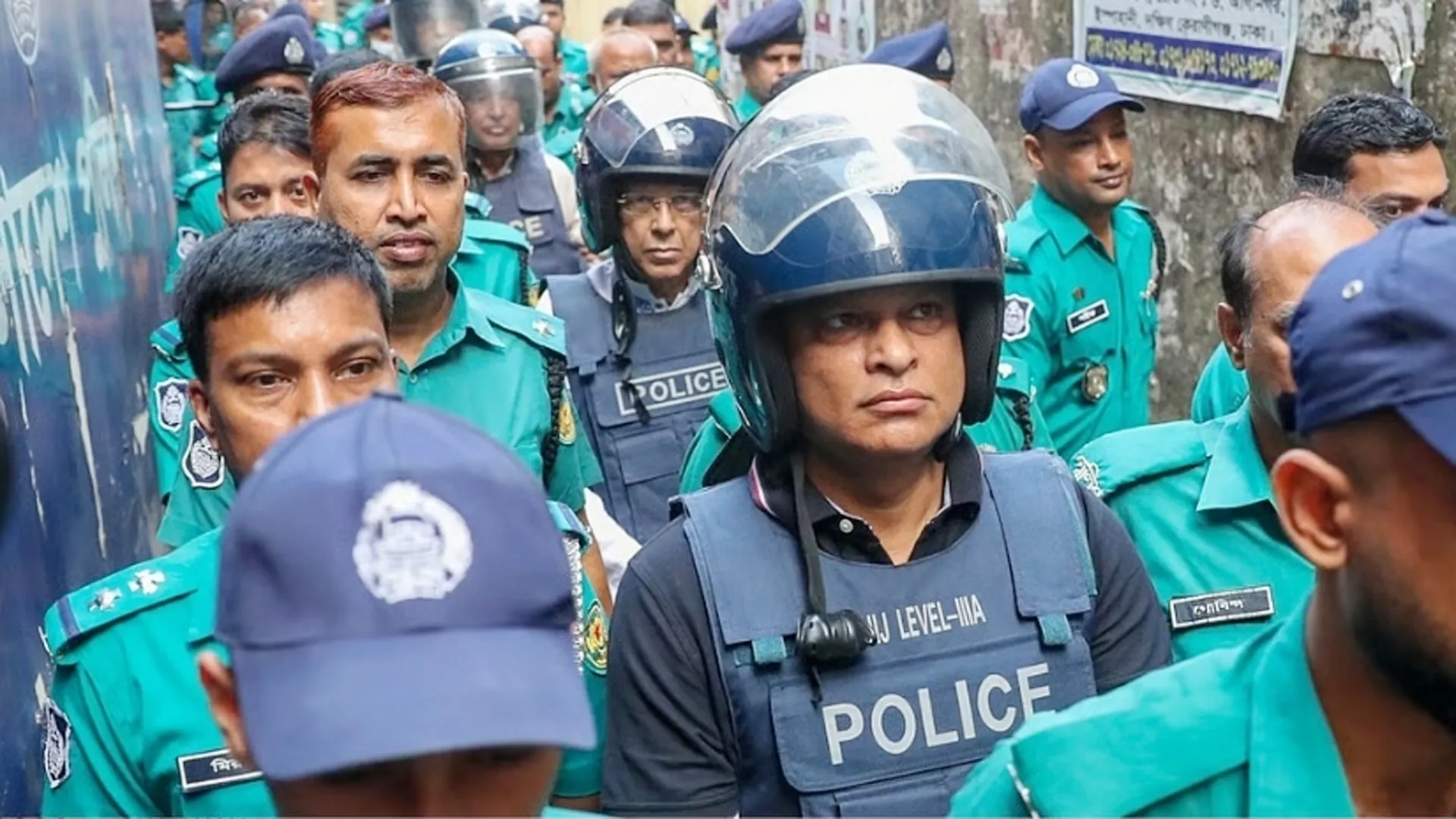 ১২০ কোটি টাকার অস্বাভাবিক লেনদেন, দুদকের জালে জিয়াউল আহসান