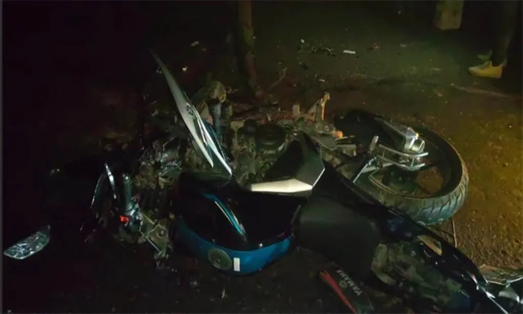 মহাসড়কে বাসচাপায় মাদ্রাসাছাত্র নিহত