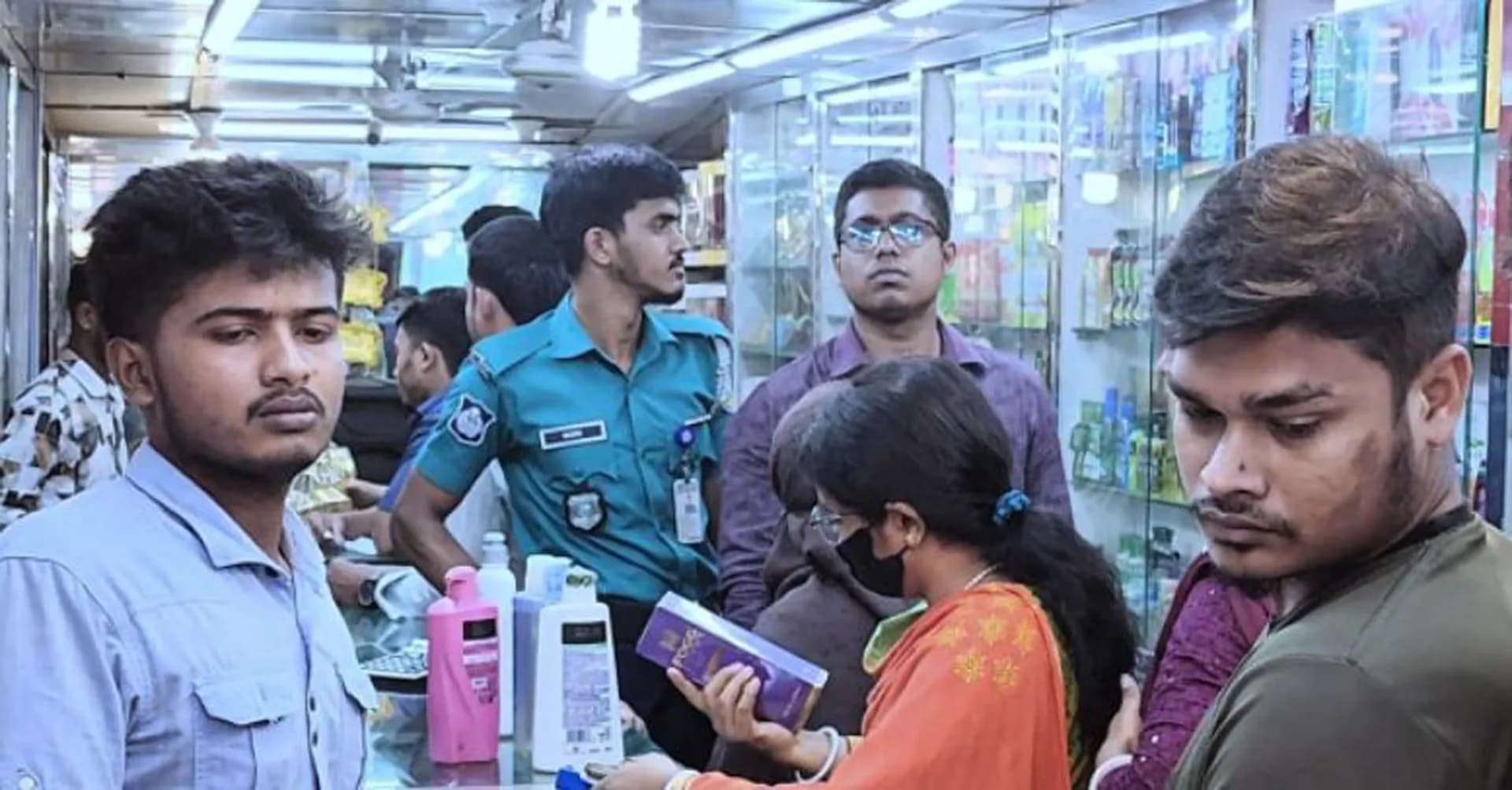 বরিশালে ভোক্তা ও জেলা প্রশাসনের অভিযানে চার প্রতিষ্ঠানকে জরিমানা
