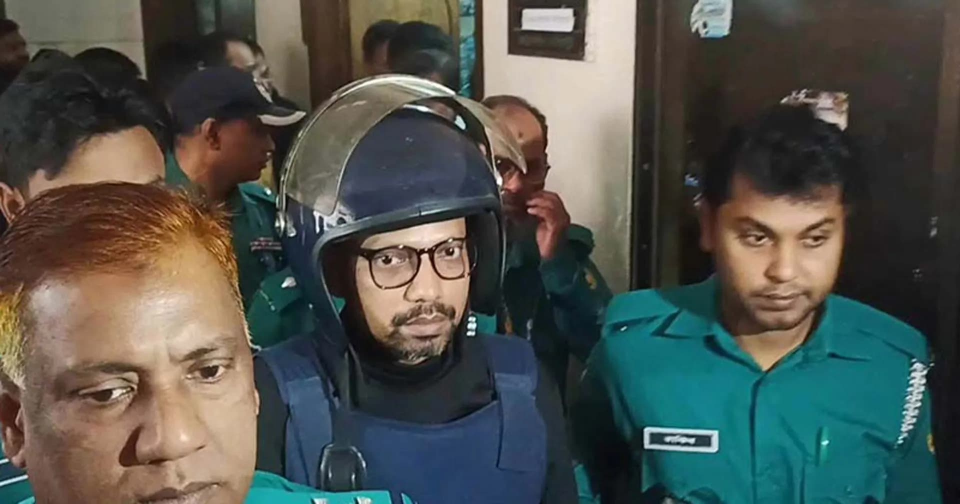 কাঠগড়ায় কাঁদলেন পলক