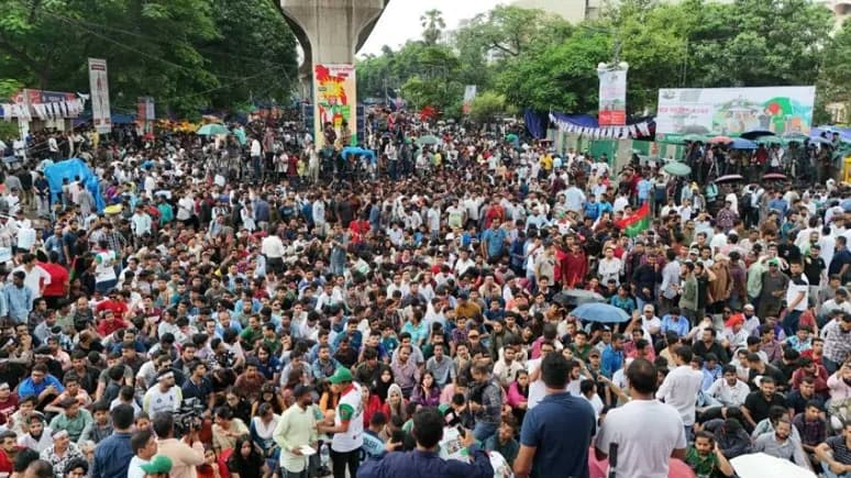 ছাত্রদলের সমাবেশে নেতাকর্মীরা, স্লোগানে উত্তাল শাহবাগ