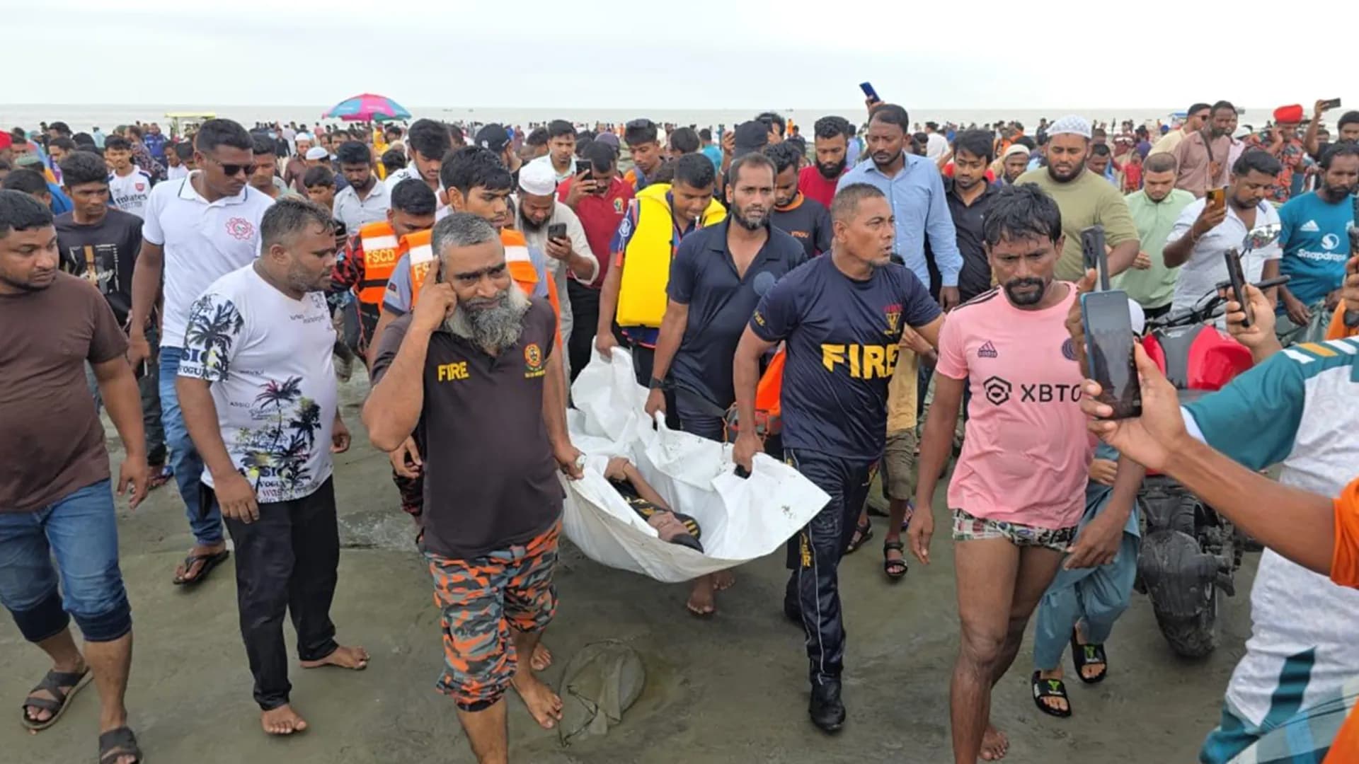 কুয়াকাটা সৈকতে নিখোঁজ পর্যটকের মরদেহ উদ্ধার