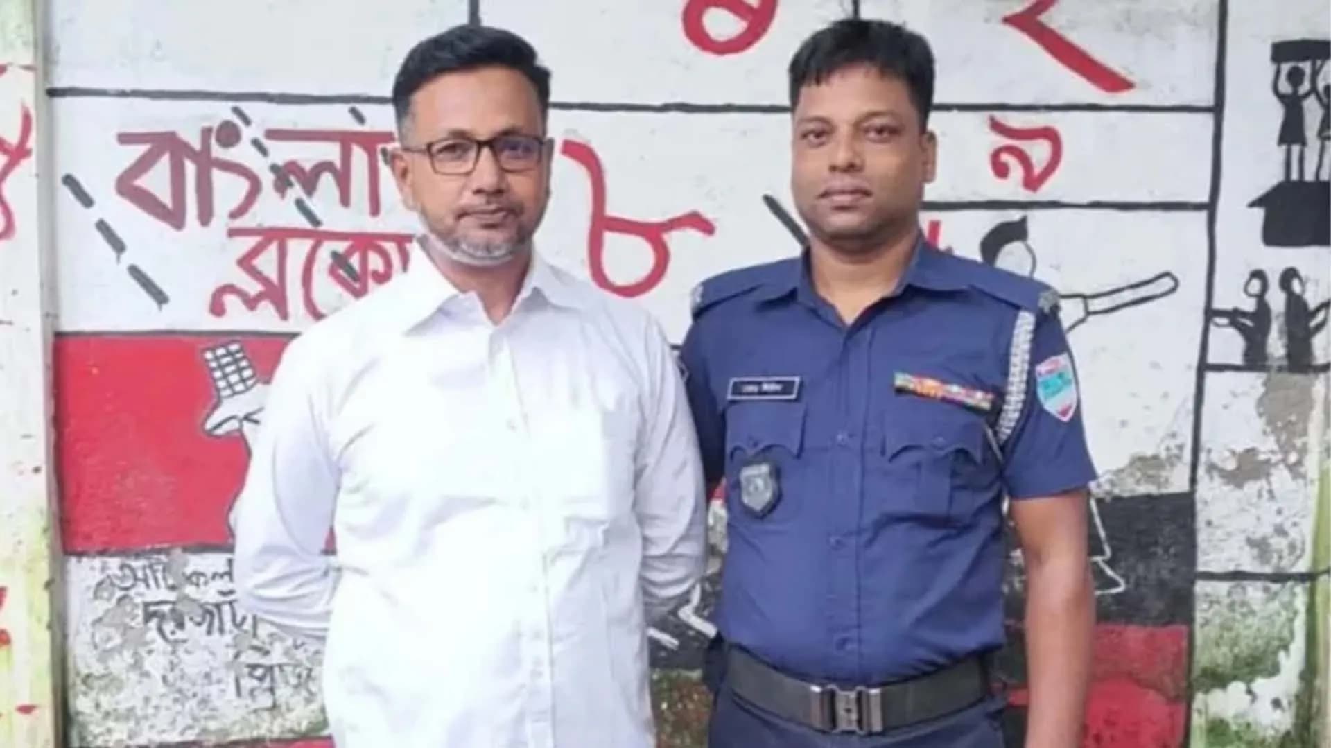 থানায় ঢুকে পুলিশকে ‘হুমকি’, জামায়াত নেতা গ্রেপ্তার