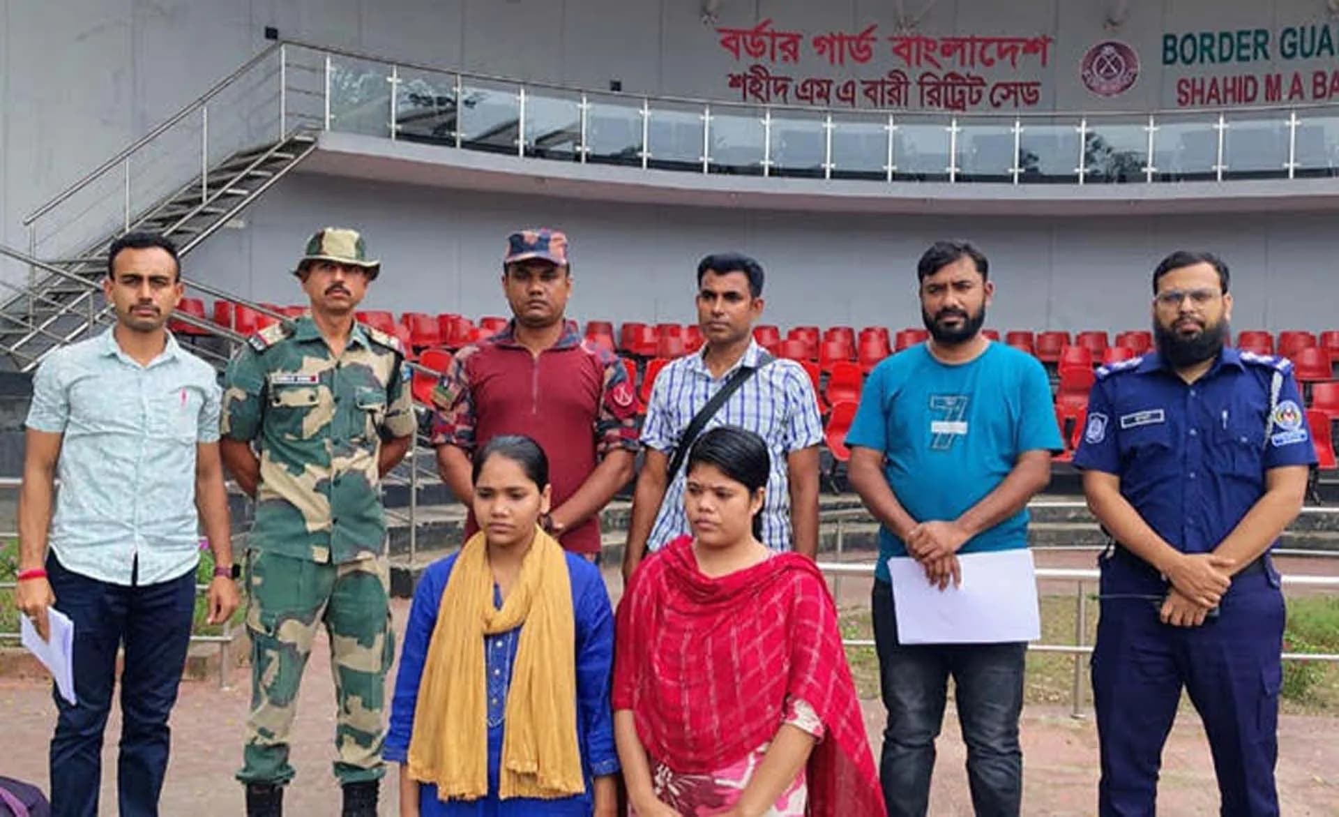৮মাস কারাভোগ শেষে ভারত থেকে দেশে ফিরল বাংলাদেশি দুই নারী 