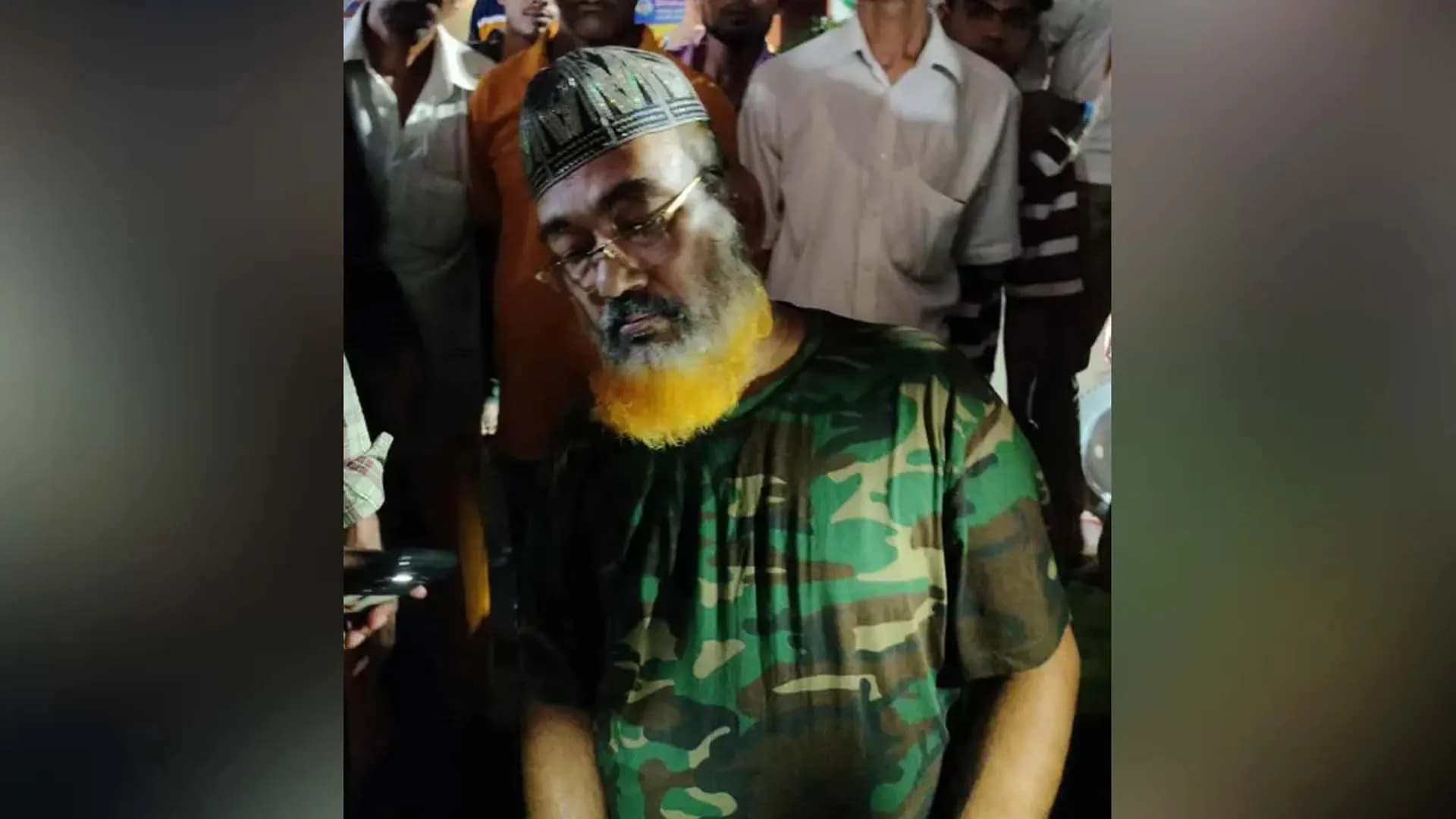 মাদকাসক্ত অবস্থায় সাবেক কাউন্সিলর জনতার হাতে ধরা 