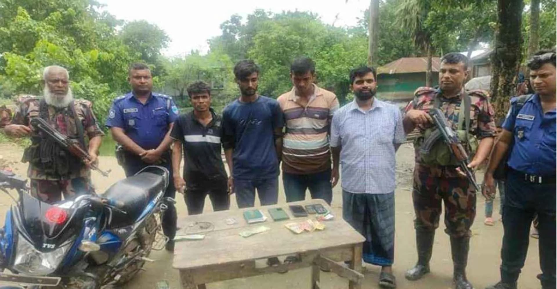 ভারতে পালিয়ে যাওয়ার সময় দীপু মনির ভাগ্নেসহ আটক ৩