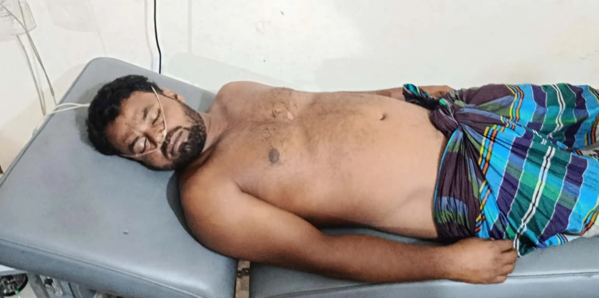 হিজলা উপজেলায় বিদ্যুৎপৃষ্ট হয়ে যুবকের মৃত্যু