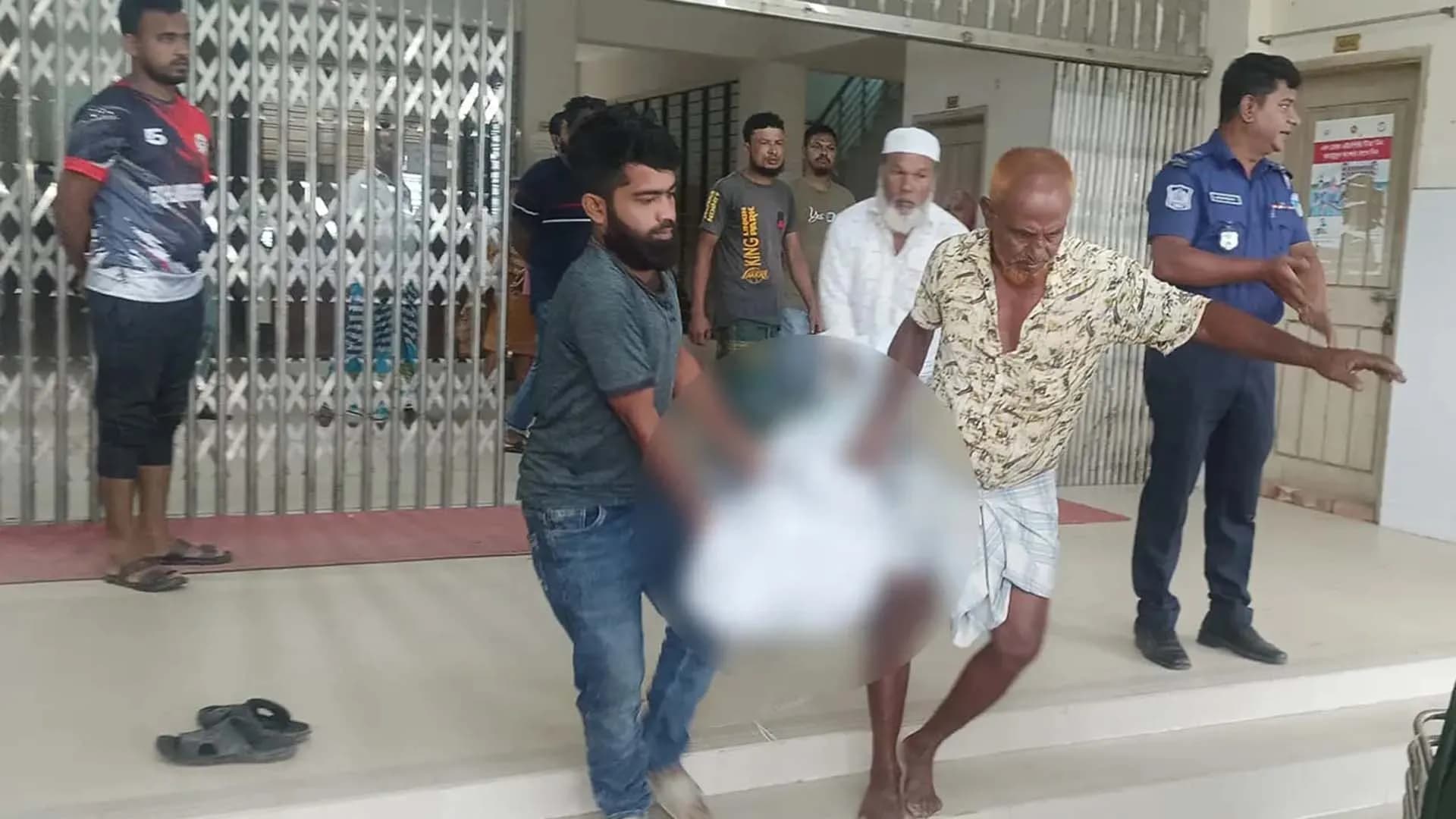অটোরিকশা চালককে গুলি করে হত্যা