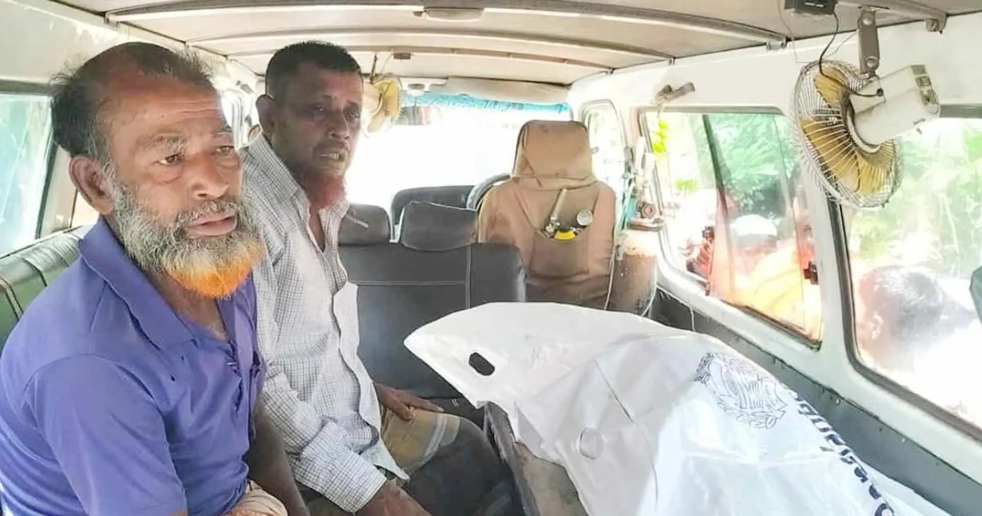 লালমোহনে বৃদ্ধাকে কুপিয়ে হত্যা 