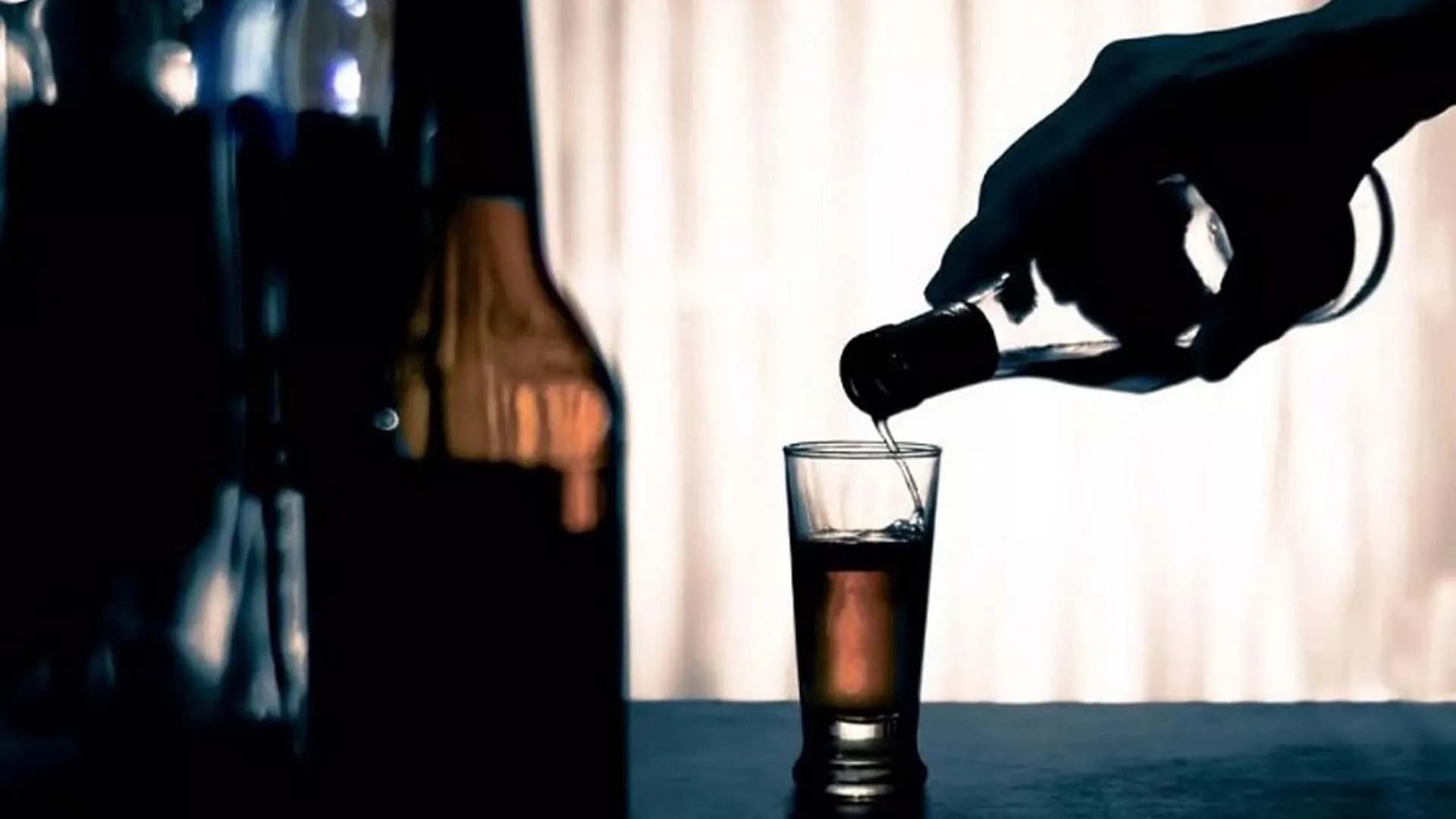 বিষাক্ত মদপানে মৃতের সংখ্যা বেড়ে ৫
