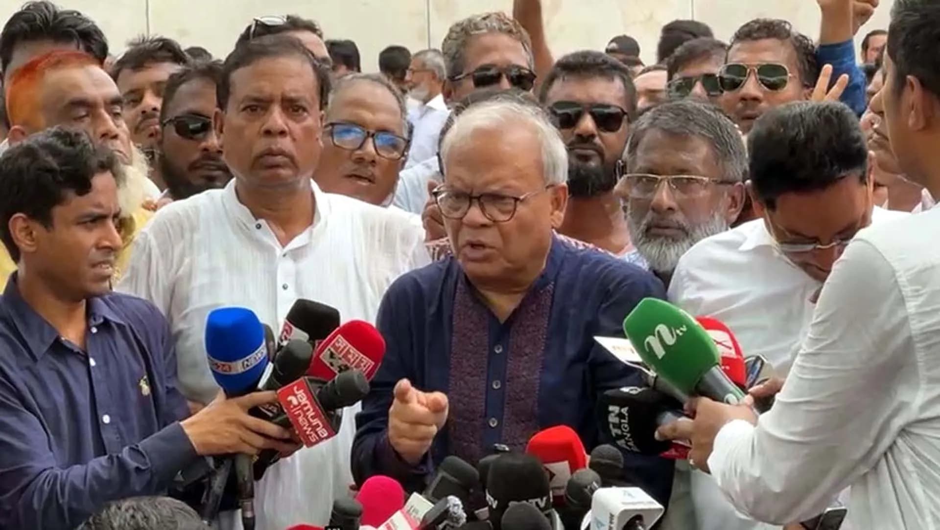 ‘তরুণদের উদ্বুদ্ধ করে রাজপথে নামিয়েছিলেন তারেক রহমান’