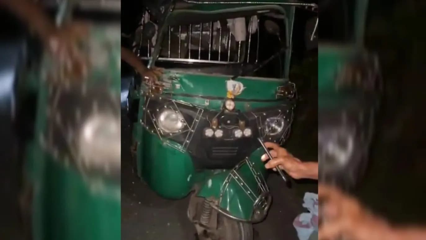 বাউফলে সিএনজি উল্টে গুরুতর আহত-৪