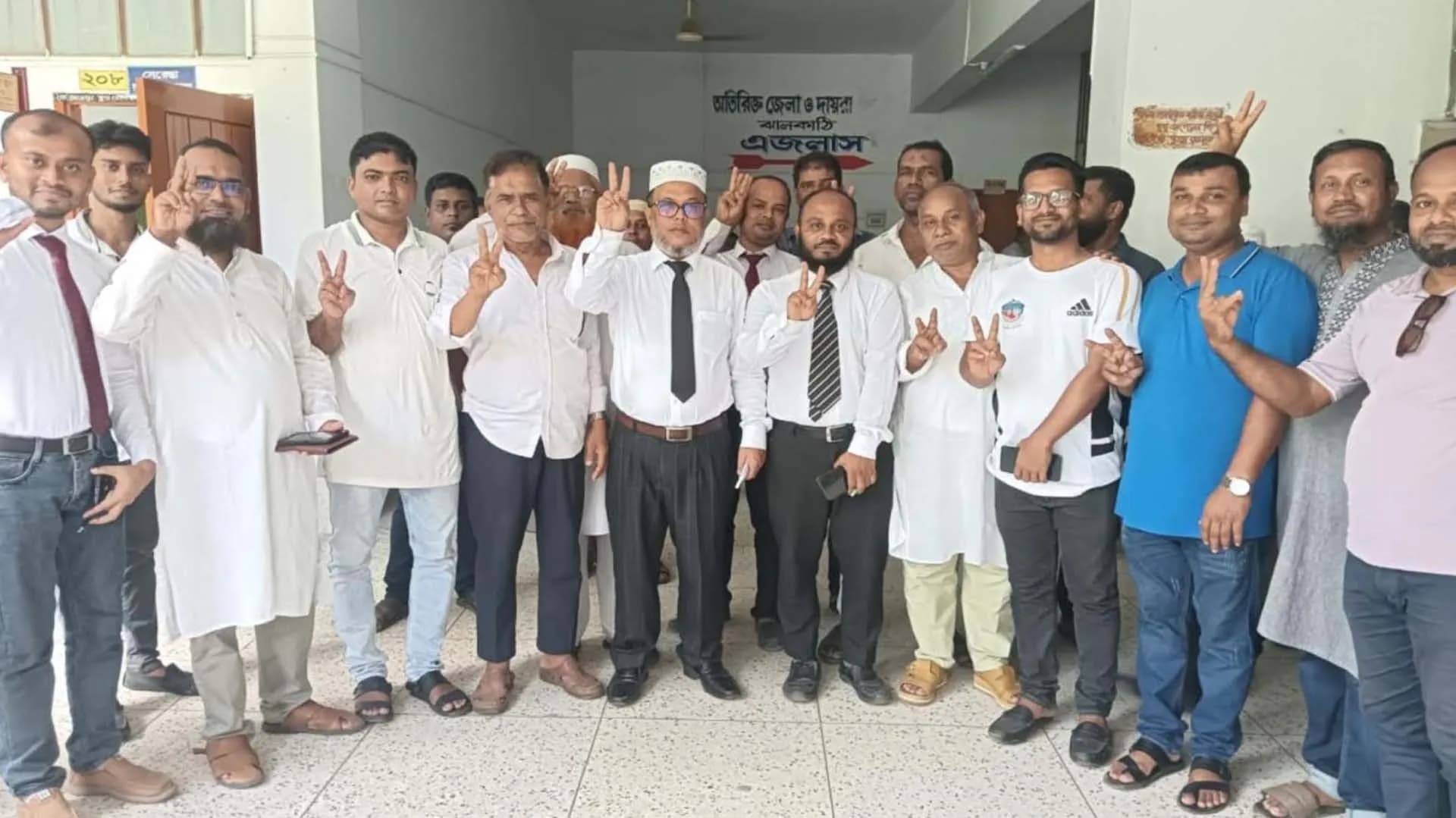 ঝালকাঠিতে মামলা থেকে অব্যাহতি পেলেন বিএনপির ১২ নেতাকর্মী 