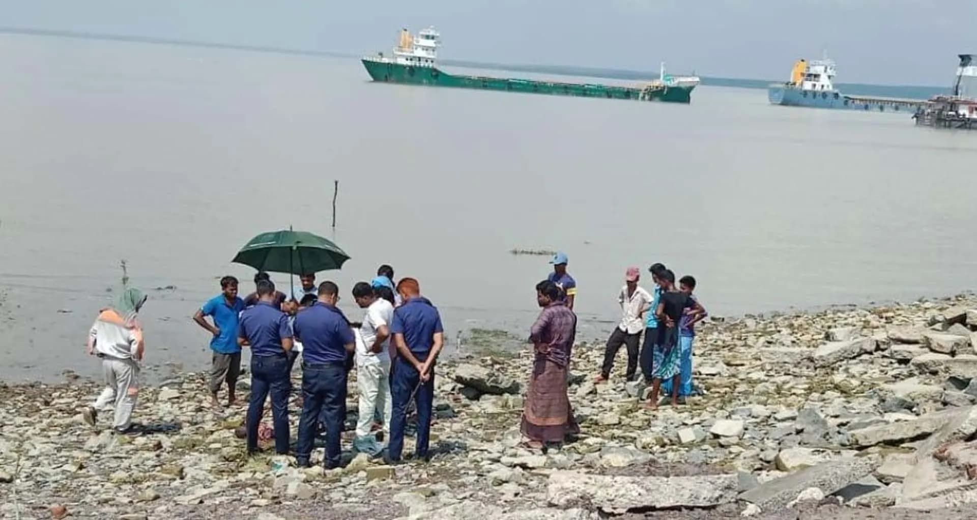 পায়রা নদী থেকে অজ্ঞাত শিশুর লাশ উদ্ধার