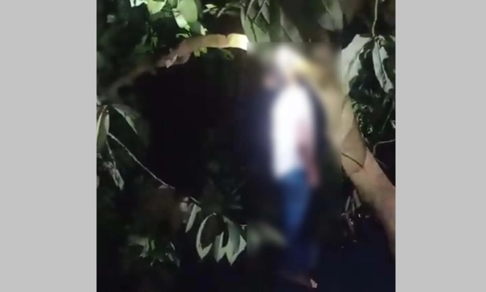 বরিশালে স্কুলশিক্ষকের ঝুলন্ত মরদেহ উদ্ধার 