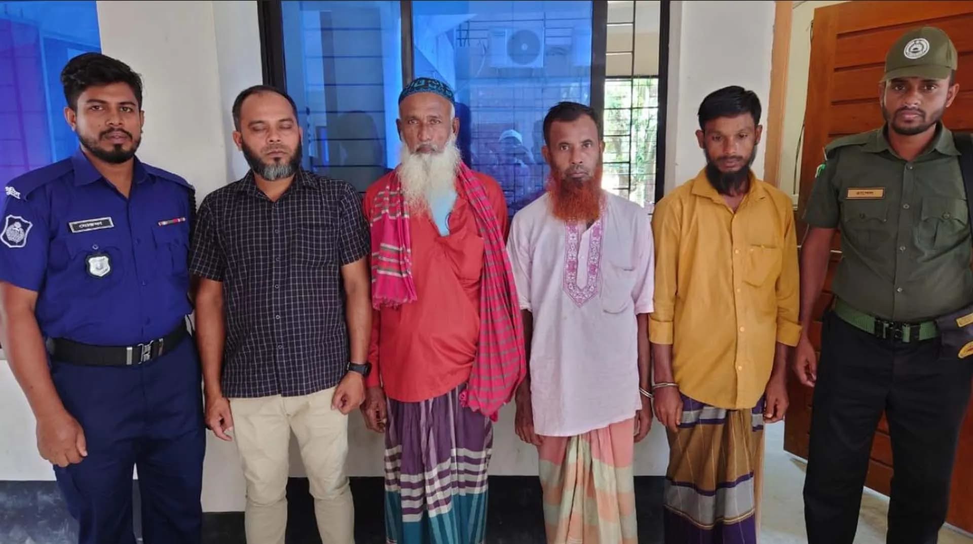 নিষেধাজ্ঞা অমান্য করে ইলিশ শিকারের চেষ্টা, কলাপাড়ায় ৩ জেলেকে জরিমানা 