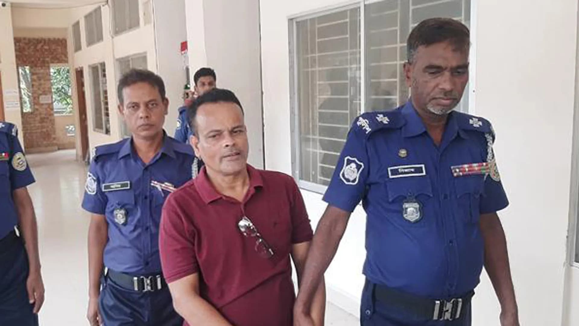 তৃতীয় স্ত্রীকে খুন এবং লাশ গুমের অপরাধে যুবকের ফাঁসি
