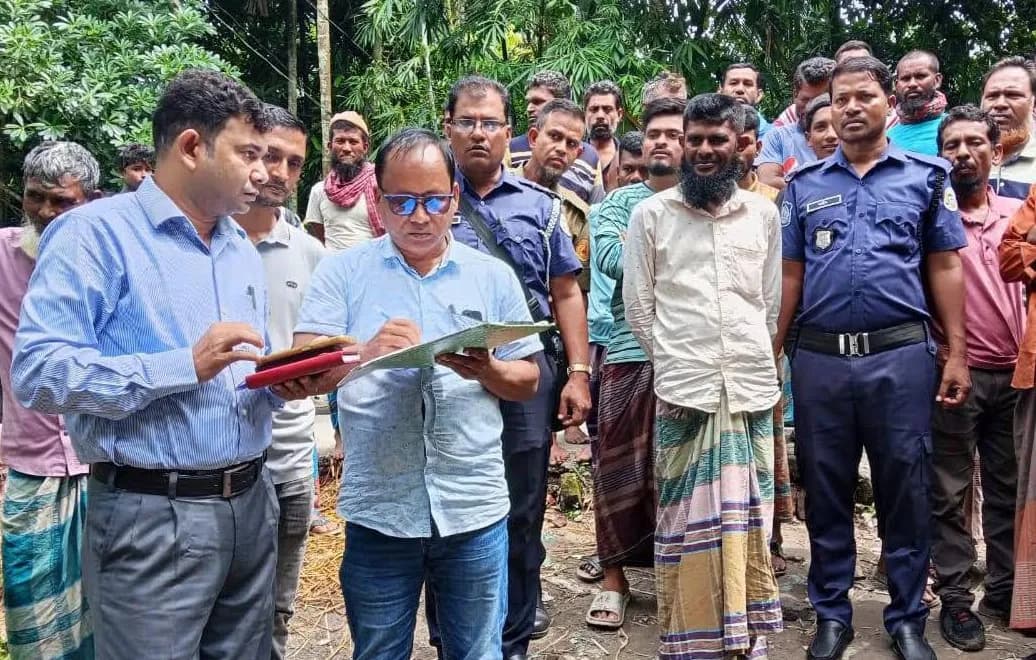 লালমোহনে অসুস্থ্য গরুর মাংস বিক্রির প্রস্তুতির দায়ে কসাইকে অর্থদন্ড