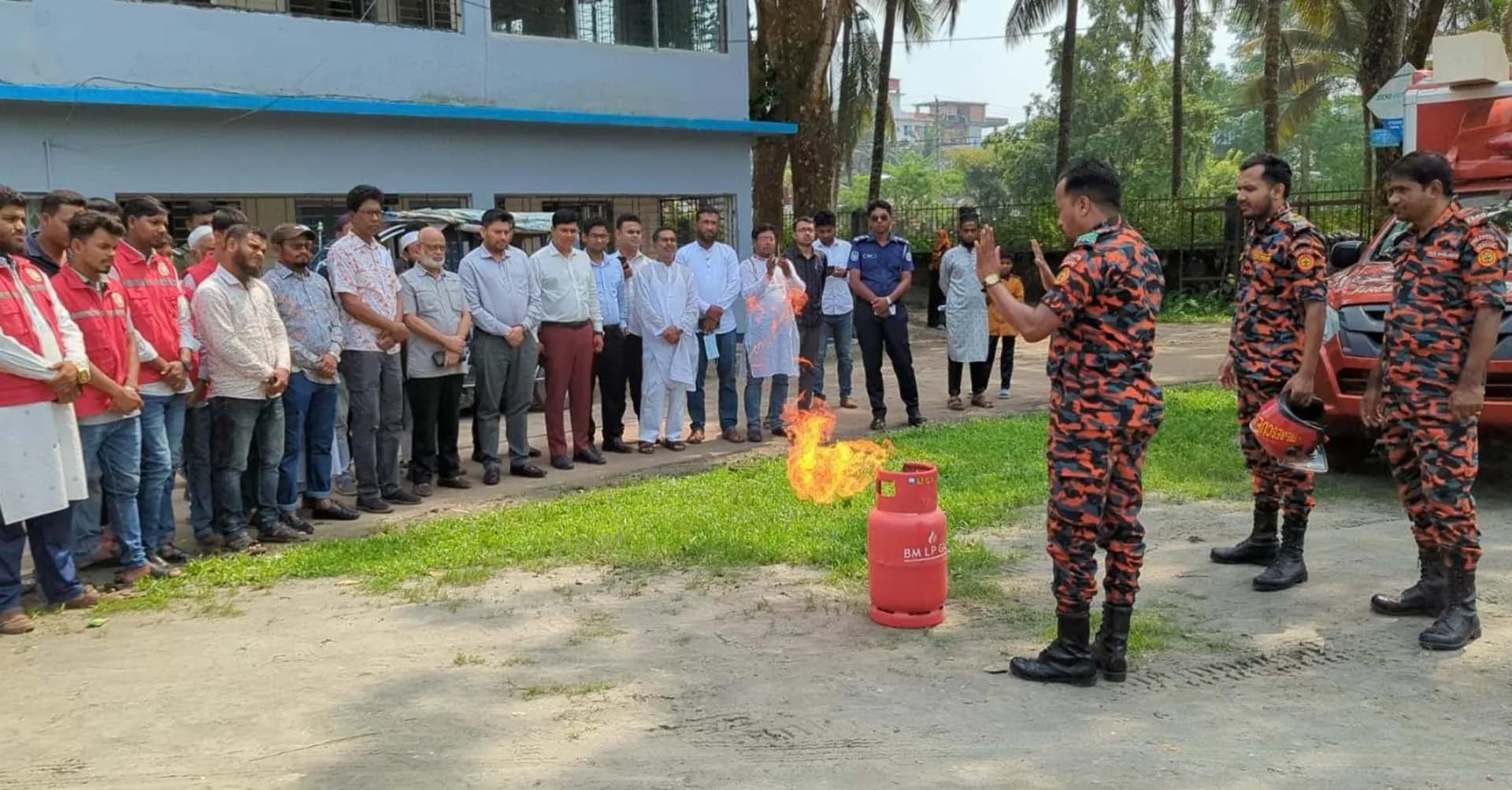মির্জাগঞ্জে দুর্যোগ প্রশমন দিবস পালিত