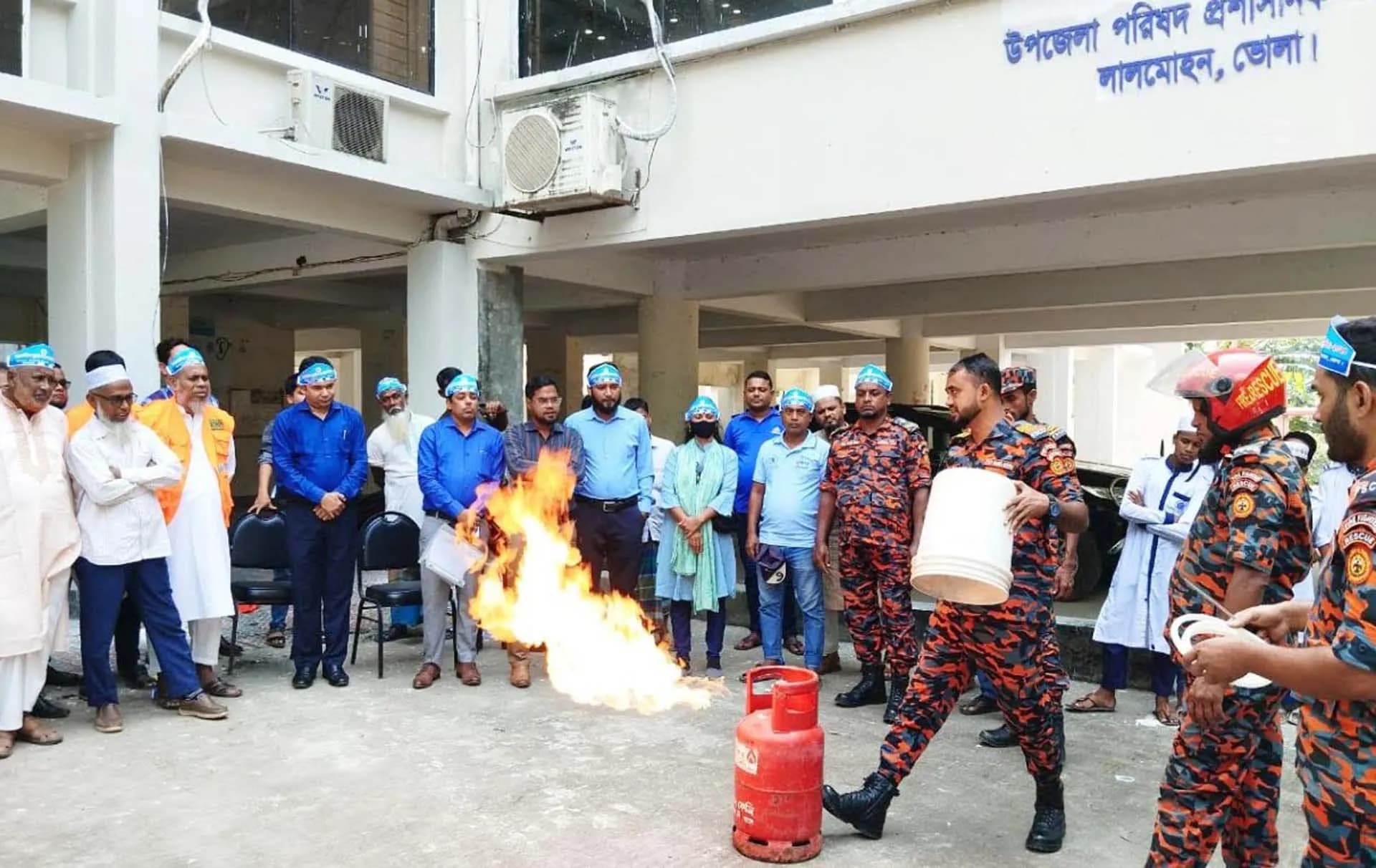 লালমোহনে আন্তর্জাতিক দুর্যোগ প্রশমন দিবস পালিত