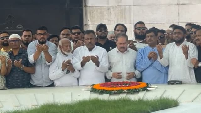 তারেক রহমান প্রধানমন্ত্রী হয়ে দেশকে উন্নয়নের দিকে নিয়ে যাবেন: সরোয়ার