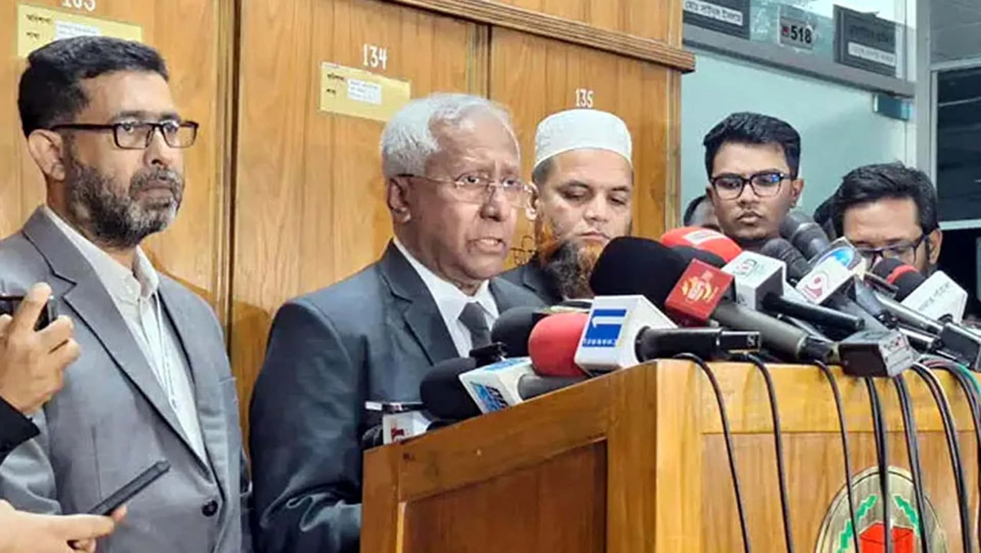 ‘ভোটের মাঠে ১ লাখ সেনা, দেড় লাখ পুলিশ থাকবে’