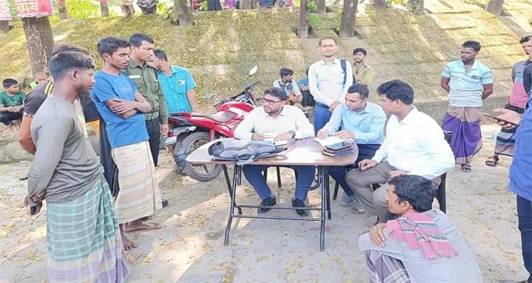 বোরহানউদ্দিনে ১২ জেলেকে অর্থদণ্ড