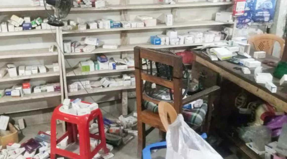 আ.লীগের ঝটিকা মিছিল থেকে বিএনপি নেতার দোকানে হামলা