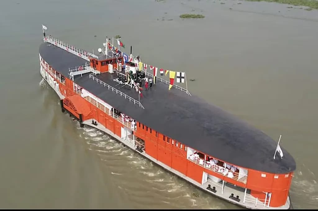 ঢাকা–বরিশাল নৌপথ: শতবর্ষী স্টিমারে কীভাবে চড়বেন, খরচ কত