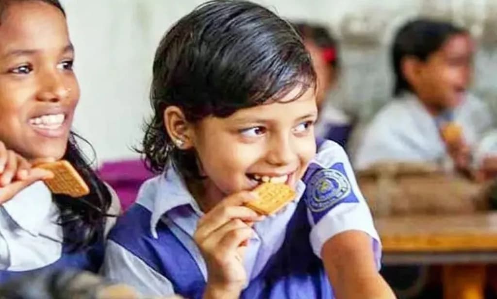 সারা দেশে ‘স্কুল ফিডিং’ কার্যক্রম শুরু আজ