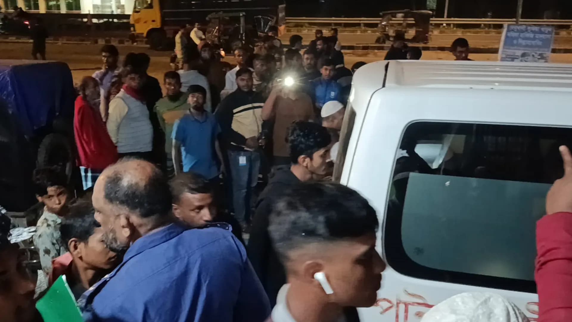 দুমকিতে মোটরসাইকেল–অটোবাইক সংঘর্ষে নিহত ১, আহত ১