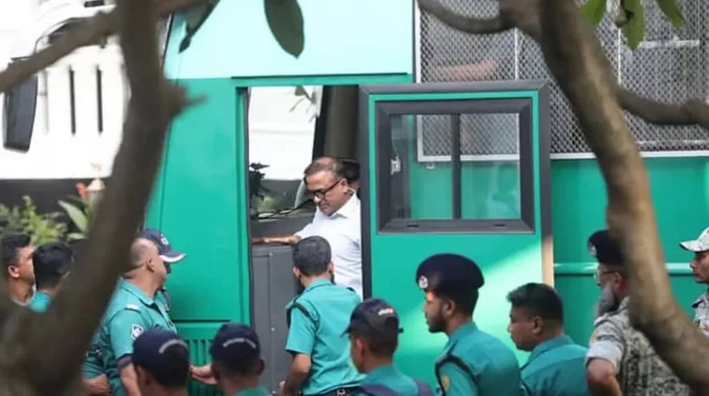 গুমের মামলায় ট্রাইব্যুনালে হাজির ১৩ সেনা কর্মকর্তা