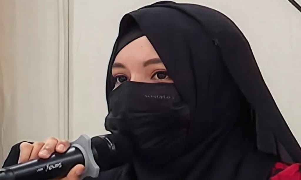 আমাকে নিয়ে নোংরামি করিয়েন না, প্লিজ : খাদিজাতুল কুবরা