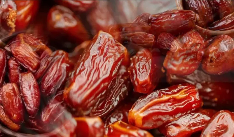 ঢাকা থেকে কুমিল্লা পৌঁছাতেই উধাও সৌদি আরবের ২০ কার্টন খেজুর