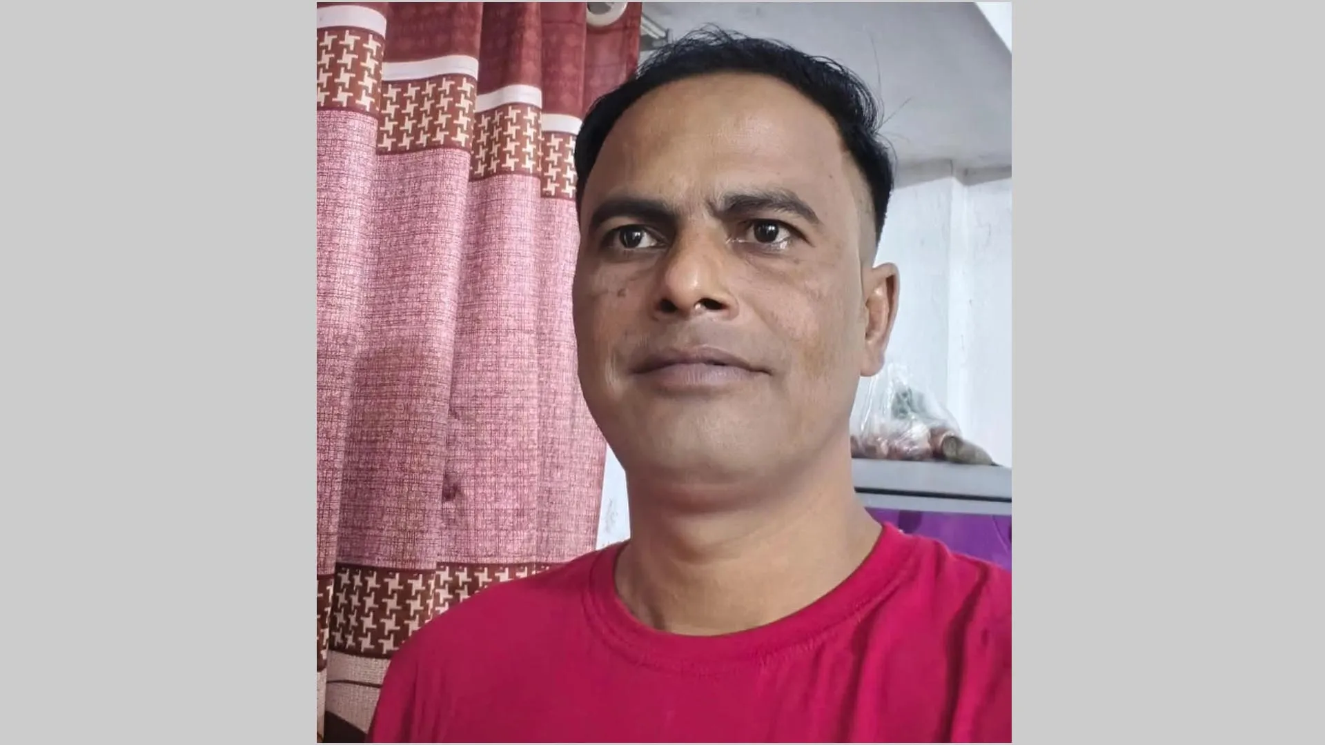 আওয়ামী লীগ নেতার বিরুদ্ধে শাড়ি চুরির অভিযোগ