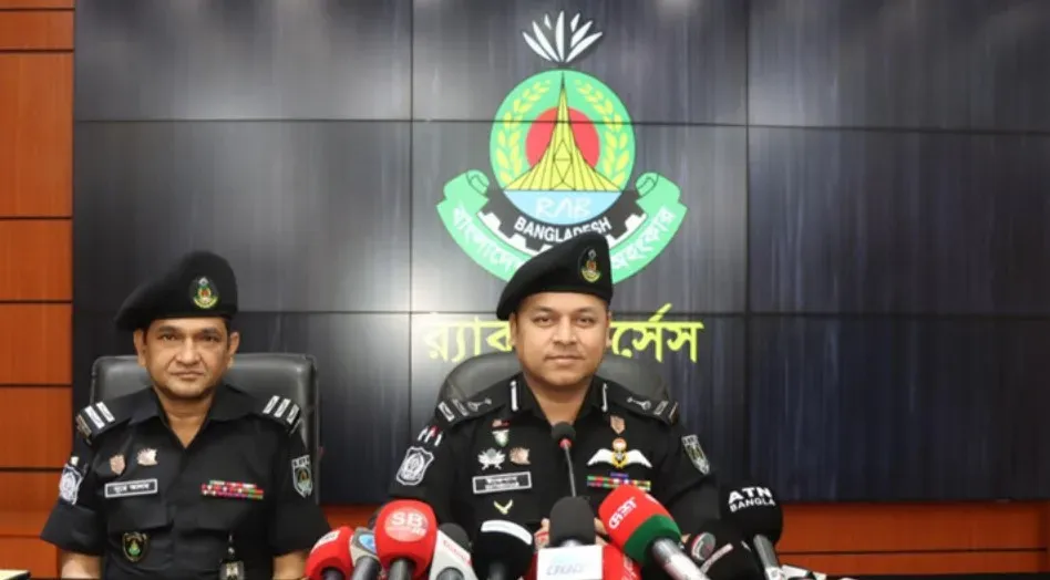 দেশজুড়ে চাঁদাবাজদের নিরপেক্ষ তালিকা করছে র‍্যাব, দ্রুতই অভিযান