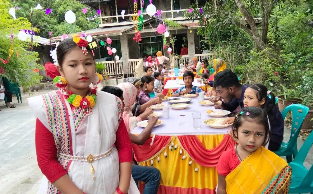 গুঠিয়ায় ঐক্যের বন্ধনে ব্যতিক্রমী আয়োজনে ভেদাভেদহীন বর্ষবরণ উৎসব